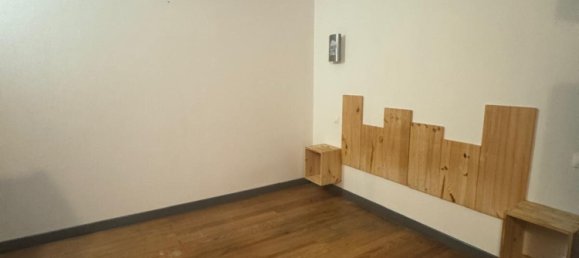 4 bedrooms House in Saint-Medard-de-Guizieres, France No. 355123 6