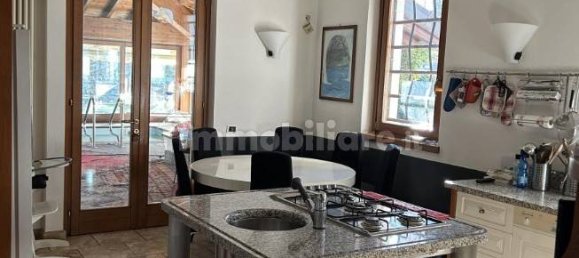 2 bedrooms Villa in Erba, Italy No. 3286 8