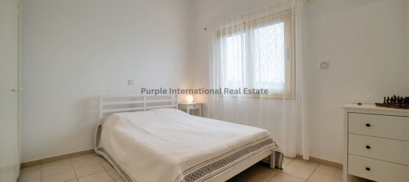 4 bedrooms Villa in Chloraka, Cyprus No. 5168 21