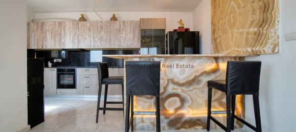 4 bedrooms Villa in Chloraka, Cyprus No. 5168 3