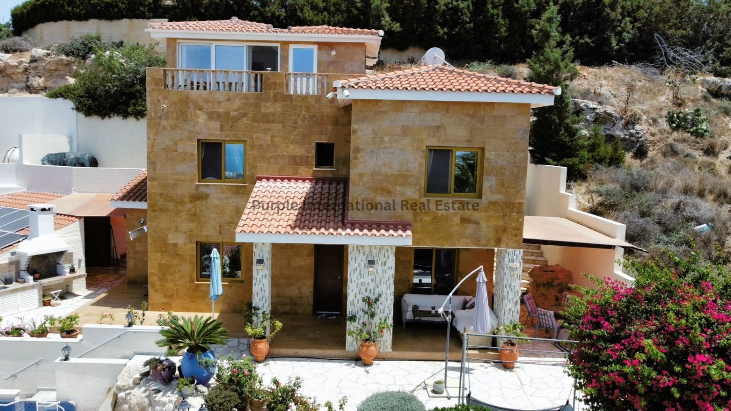 4 bedrooms Villa in Chloraka, Cyprus No. 5168