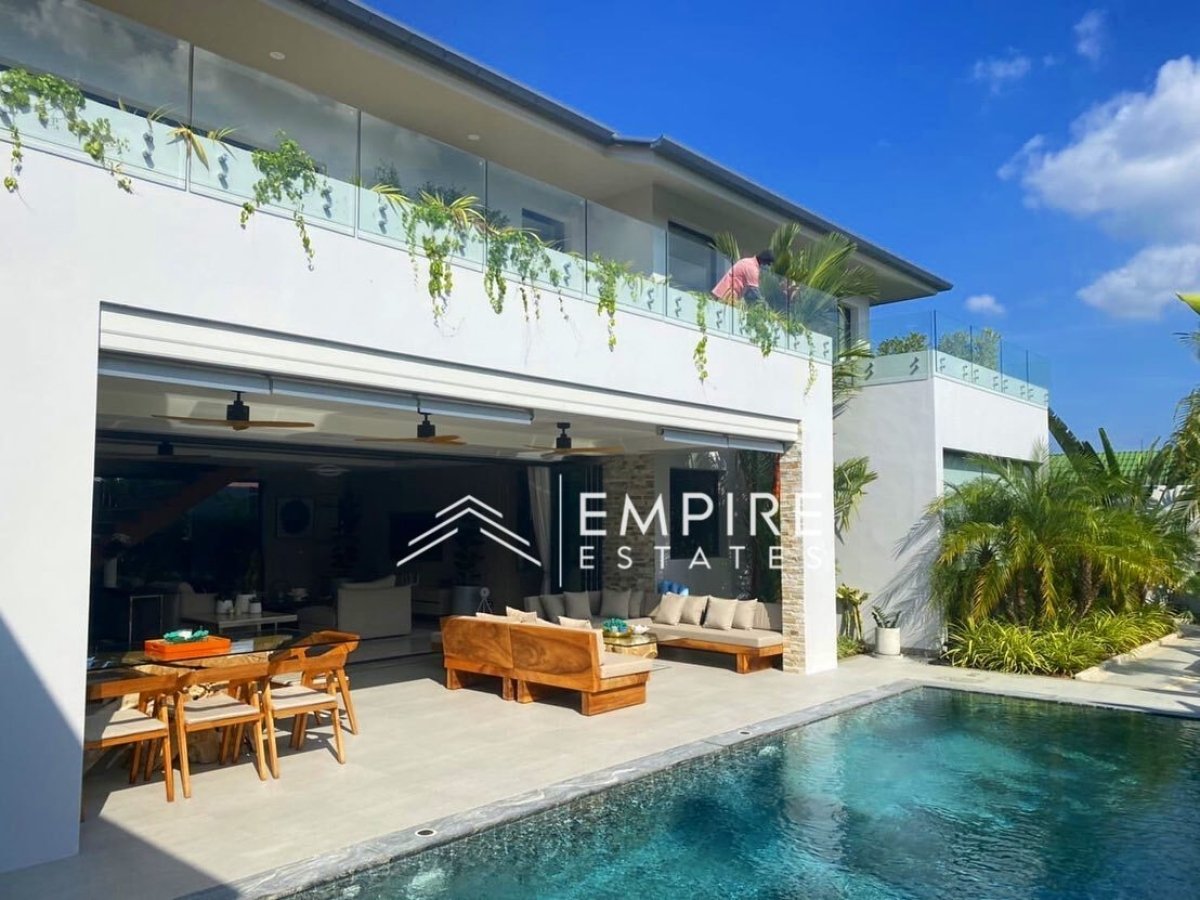 3 bedrooms Villa in Bang Tao, Thailand No. 6042