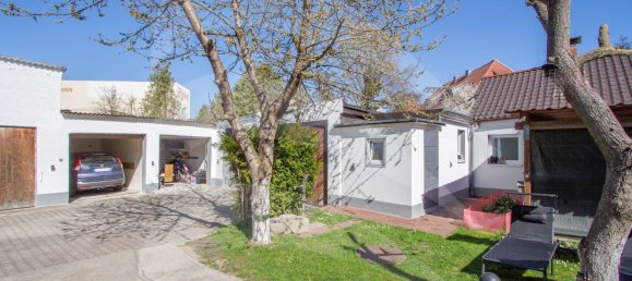 7 rooms Townhouse in Landshut, Germany No. 232849 2