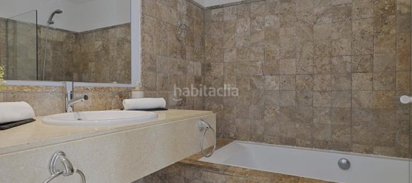 2 bedrooms Apartment in Benahavis, Spain No. 44845 22