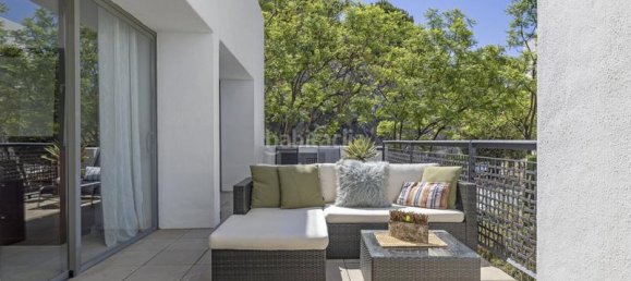 2 bedrooms Apartment in Benahavis, Spain No. 44845 4