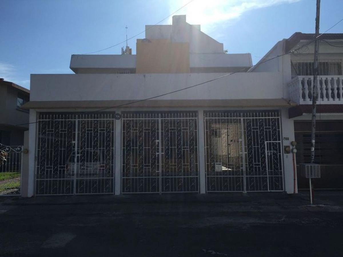 Casa de 5 dormitorios en Veracruz, Mexico No. 209955