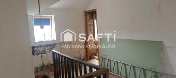 4 bedrooms House in Caudry, France No. 237551 3