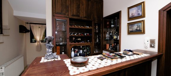 5 bedrooms Villa in Mosfiloti, Cyprus No. 1021 3