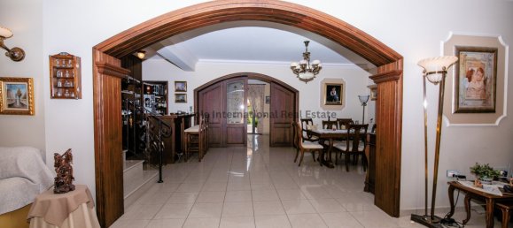 5 bedrooms Villa in Mosfiloti, Cyprus No. 1021 10