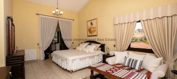 5 bedrooms Villa in Mosfiloti, Cyprus No. 1021 25