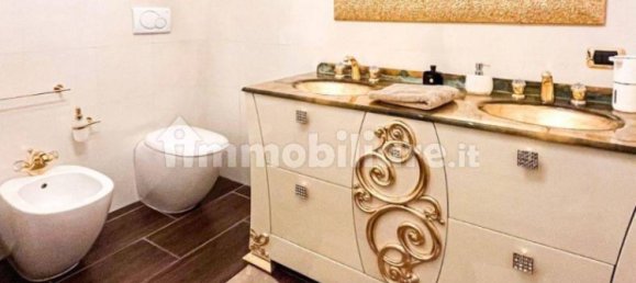 3 غرف نوم منزل في Reggio Emilia, Italy رقم 9360 40