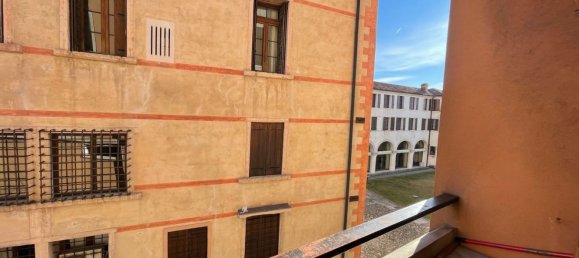 5غرفة شقة في Bassano del Grappa, Italy رقم 56953 25