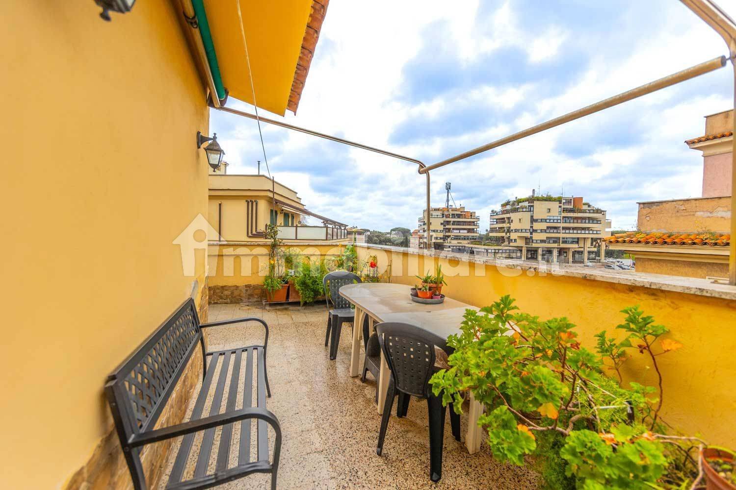 Ático de 1 dormitorio en Rome, Italy No. 301253