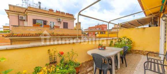 1 Schlafzimmer Penthouse in Rome, Italy, Nr. 301253 2
