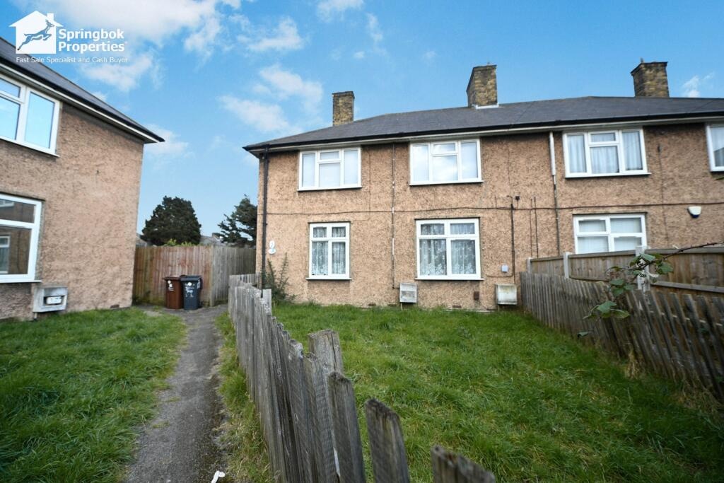 1 bedroom Apartment in Dagenham, United Kingdom No. 2292