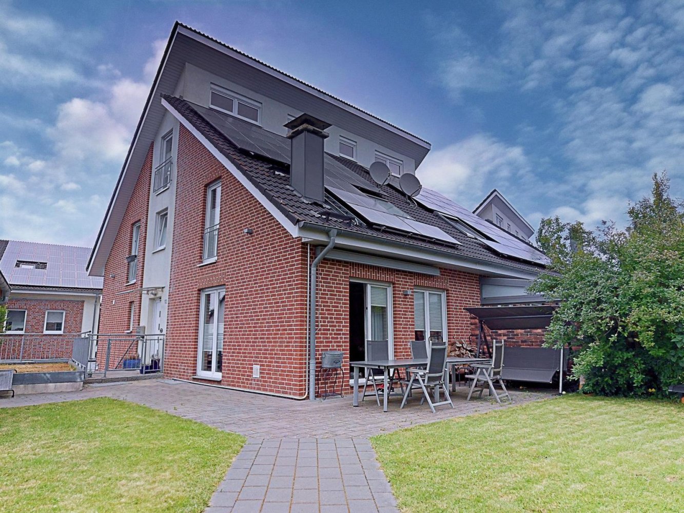 3 bedrooms Townhouse in Mettmann, Germany No. 222109