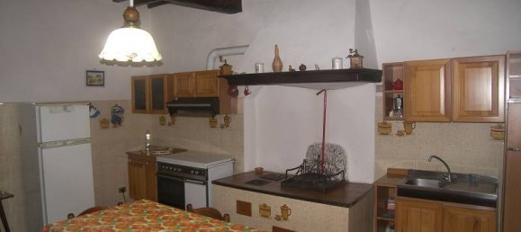 8 rooms House in Torrita di Siena, Italy No. 60902 4