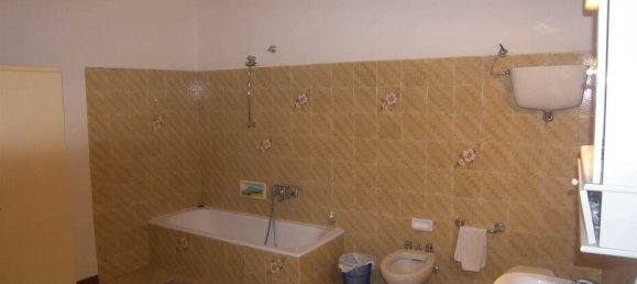 8 rooms House in Torrita di Siena, Italy No. 60902 15