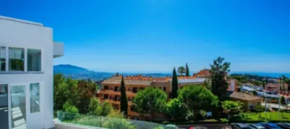 Apartamento de 3 dormitorios en Marbella, Spain No. 140367 30