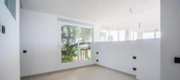 Apartamento de 3 dormitorios en Marbella, Spain No. 140367 13