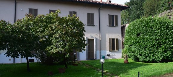 Квартира с 2 комнатами в Куджоно, Италия № 204496 2