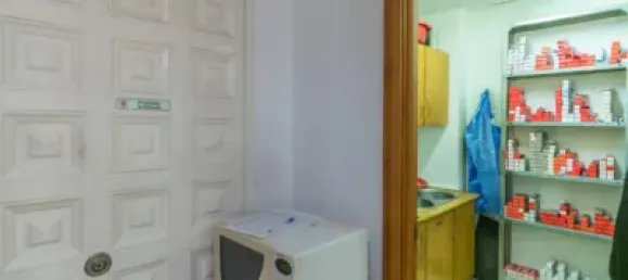 Gewerbliche Immobilie in Granada, Spain 193m², Nr. 181223 12