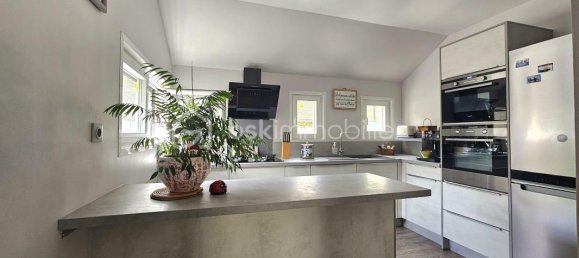 6 bedrooms House in Nemours, France No. 345297 8