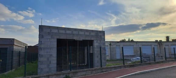 6-Zimmer Gebäude in La Chapelle-d'Armentieres, France, Nr. 81409 14