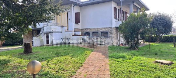 3 chambres Villa à Suzzara, Italy No. 206205 24