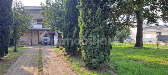 3 chambres Villa à Suzzara, Italy No. 206205 21