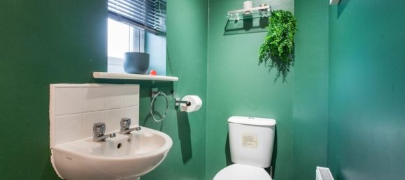 3 bedrooms House in Leicester, United Kingdom No. 2411 17