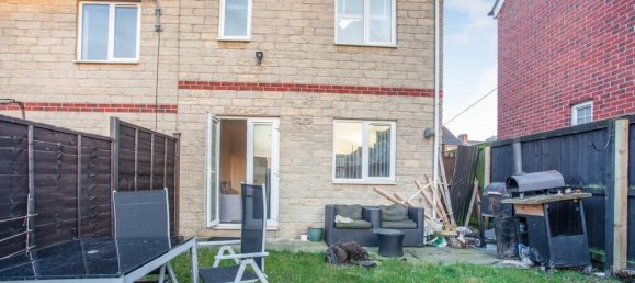 3 bedrooms House in Leicester, United Kingdom No. 2411 19