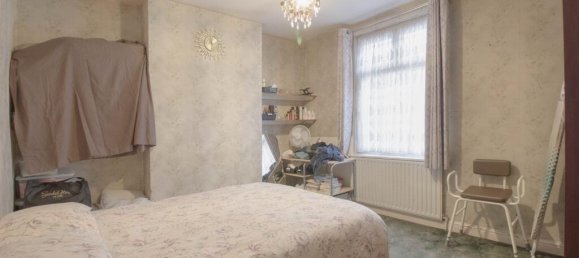 3 bedrooms House in Leicester, United Kingdom No. 2411 13