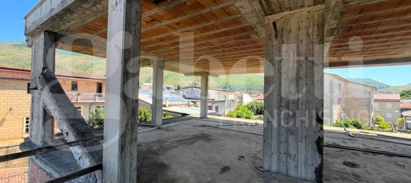 3 bedrooms House in Camigliano, Italy No. 312297 4