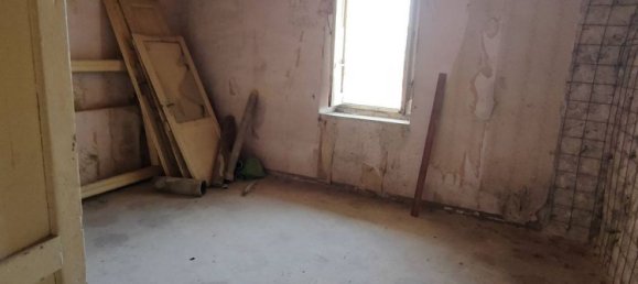 Apartamento de 2 divisões em Sulmona, Italy N.º 301771 10