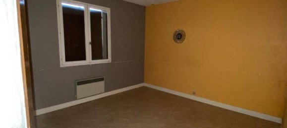 Villa de 4 dormitorios en Beffes, France No. 97293 4