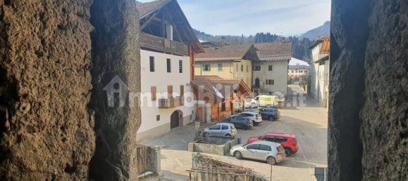 7 bedrooms House in Borgo Lares, Italy No. 218863 2