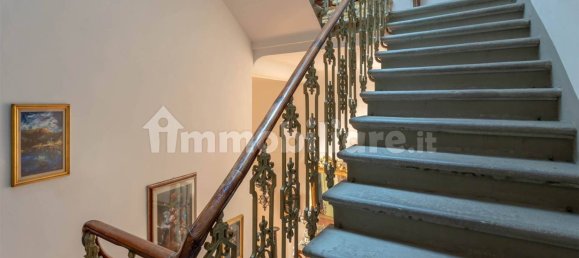 5 bedrooms House in Florence, Italy No. 211103 19