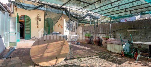 5 bedrooms House in Florence, Italy No. 211103 6