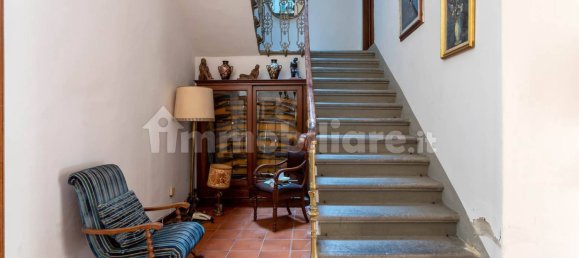 5 bedrooms House in Florence, Italy No. 211103 18