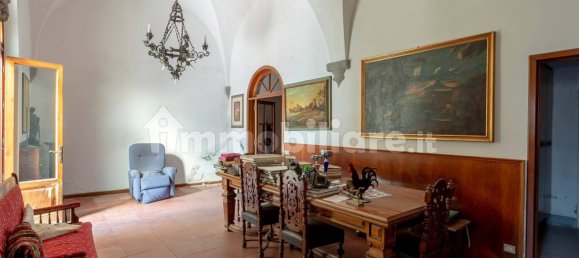 5 bedrooms House in Florence, Italy No. 211103 16