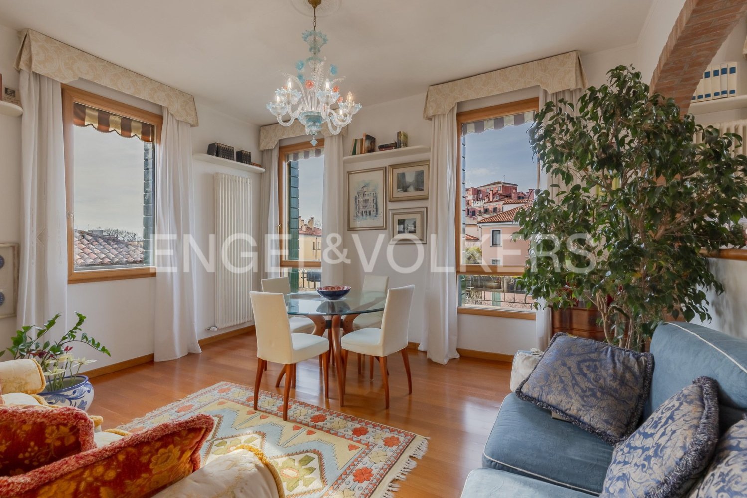 2 bedrooms Apartment in Venice, Italy No. 132424
