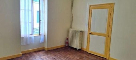 5 bedrooms House in Cosne-Cours-sur-Loire, France No. 198794 8