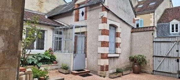 5 bedrooms House in Cosne-Cours-sur-Loire, France No. 198794 4