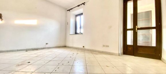 Casa T2 em Mathi, Italy N.º 110334 3