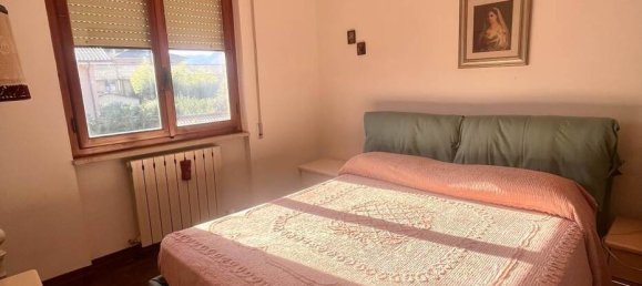 2 غرف نوم شقة في Barga, Italy رقم 9991 19