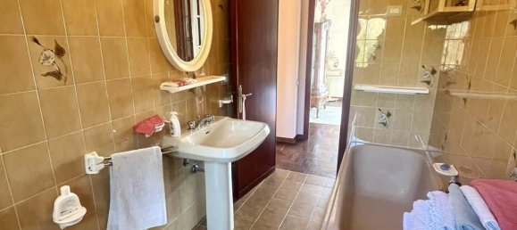 2 غرف نوم شقة في Barga, Italy رقم 9991 14