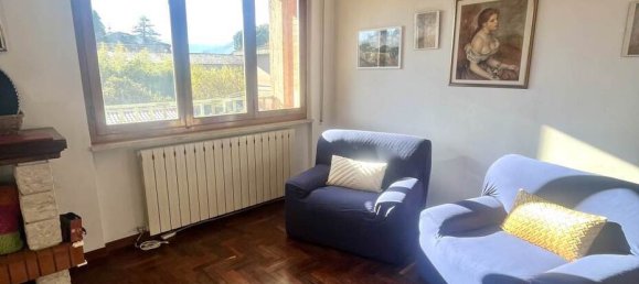 2 غرف نوم شقة في Barga, Italy رقم 9991 6