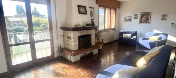 2 غرف نوم شقة في Barga, Italy رقم 9991 12