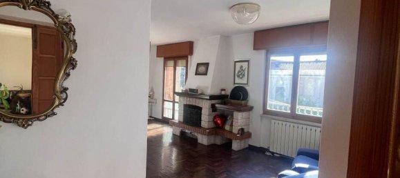 2 غرف نوم شقة في Barga, Italy رقم 9991 2